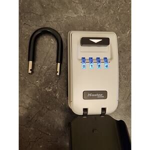 Master Lock 5425EURD Light‎ Up 4-Dial Keysafe Airbnb Real Estate Lock Box
